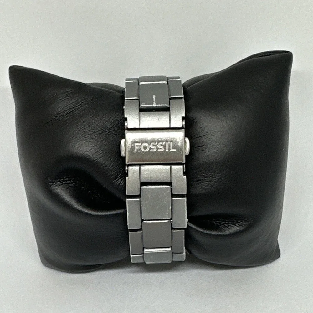 Fossil Stella ES3040 Womens Gray Stainless Steel Analog Dial Quartz Watch HME726